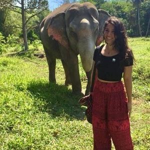 Meet your Posher, Angie